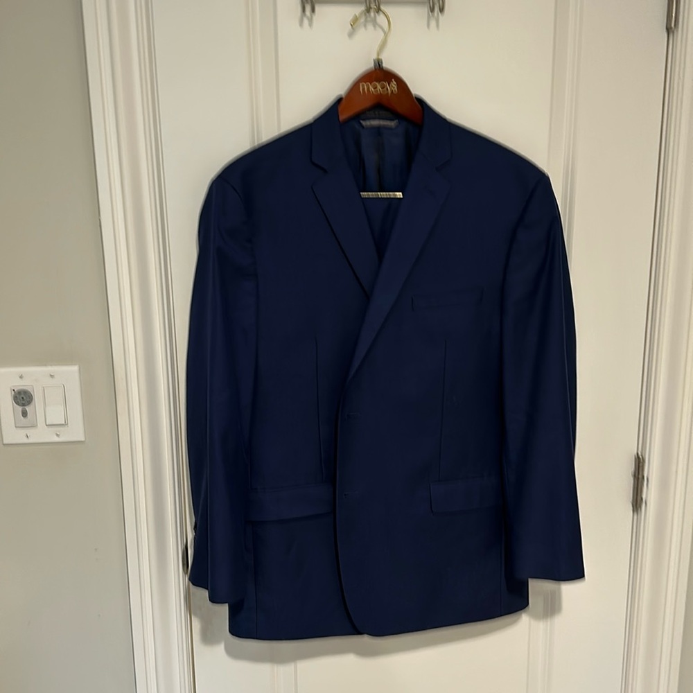 Marc New York suit